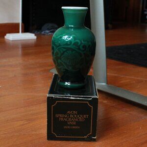 Vintage Avon Spring Bouquet Fragranced Vase